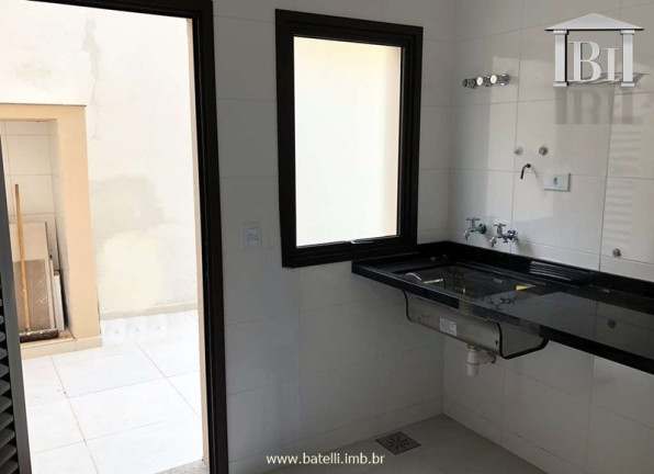 Imagem Casa de Condomínio com 4 Quartos à Venda, 282 m² em Granja Viana - Carapicuíba Imagem Casa de Condomínio com 4 Quartos à Venda, 282 m² em Granja Viana - Carapicuíba