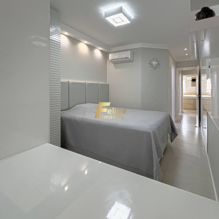 Imagem Imóvel com 3 Quartos à Venda, 130 m² em Jardim Camburi - Vitória