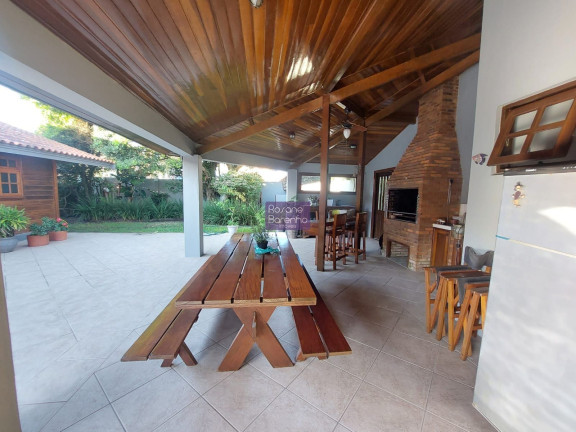 Imagem Casa com 3 Quartos à Venda, 180 m² em Cassino - Rio Grande Imagem Casa com 3 Quartos à Venda, 180 m² em Cassino - Rio Grande