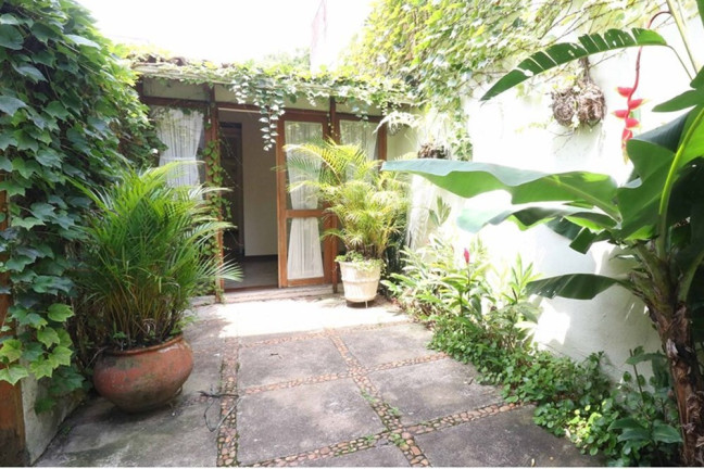 Casa de Condomínio com 3 Quartos à Venda, 216 m² em Jardim Paulista - São Paulo