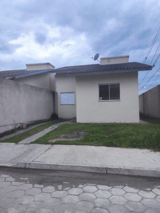Imagem Casa com 2 Quartos à Venda, 48 m² em Jardim Aeroporto - Guaratinguetá