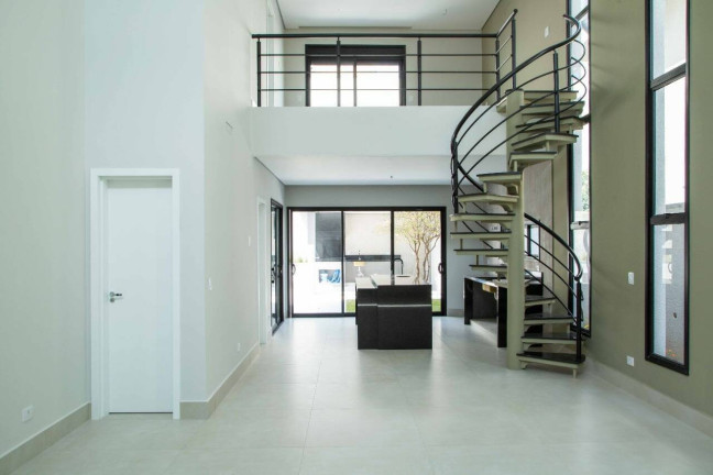 Imagem Casa com 3 Quartos à Venda, 247 m² em Tamboré - Santana De Parnaíba Imagem Casa com 3 Quartos à Venda, 247 m² em Tamboré - Santana De Parnaíba