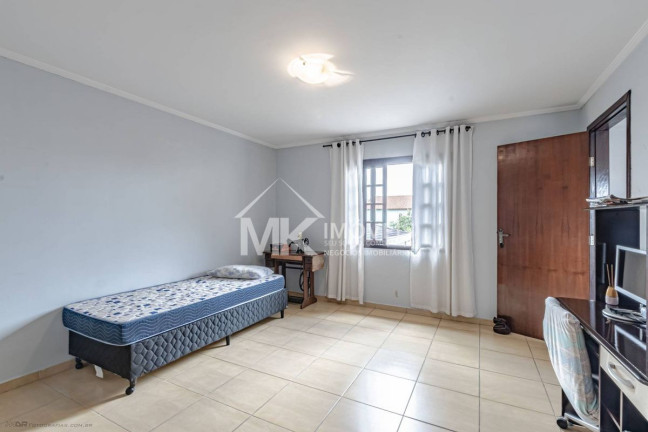 Imagem Sobrado com 4 Quartos à Venda, 276 m² em Capão Da Imbuia - Curitiba Imagem Sobrado com 4 Quartos à Venda, 276 m² em Capão Da Imbuia - Curitiba