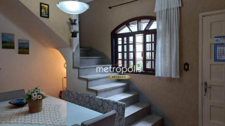 Sobrado com 4 Quartos à Venda, 226 m² em Jardim Lavínia - São Bernardo Do Campo
