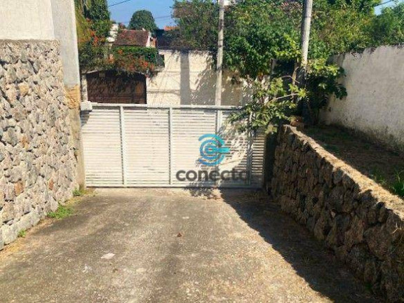 Imagem Casa com 5 Quartos à Venda, 400 m² em Serra Grande - Niterói Imagem Casa com 5 Quartos à Venda, 400 m² em Serra Grande - Niterói