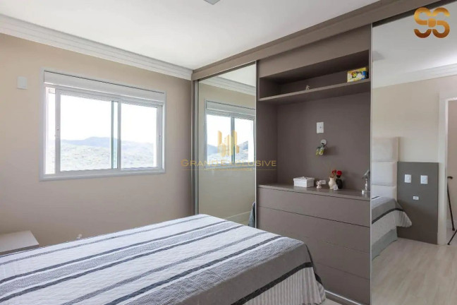 Imagem Apartamento com 4 Quartos à Venda, 228 m² em Pioneiros - Balneário Camboriú Imagem Apartamento com 4 Quartos à Venda, 228 m² em Pioneiros - Balneário Camboriú
