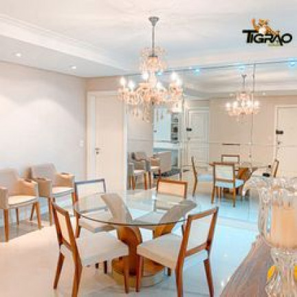 Imagem Apartamento com 3 Quartos à Venda, 139 m² em Centro - Balneário Camboriú Imagem Apartamento com 3 Quartos à Venda, 139 m² em Centro - Balneário Camboriú