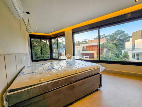 Imagem Casa com 5 Quartos à Venda, 353 m² em Riviera De São Lourenço - Bertioga Imagem Casa com 5 Quartos à Venda, 353 m² em Riviera De São Lourenço - Bertioga