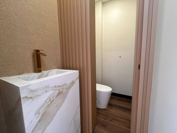 Imagem Sobrado com 3 Quartos à Venda, 250 m² em Recanto Tropical - Cascavel Imagem Sobrado com 3 Quartos à Venda, 250 m² em Recanto Tropical - Cascavel