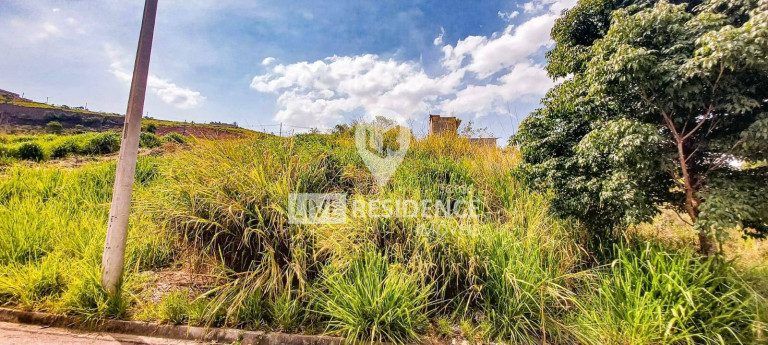 Imagem Terreno à Venda, 360 m² em Portal Giardino - Itatiba Imagem Terreno à Venda, 360 m² em Portal Giardino - Itatiba