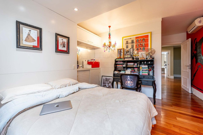 Imagem Casa de Condomínio com 3 Quartos à Venda, 566 m² em Boa Vista - Porto Alegre Imagem Casa de Condomínio com 3 Quartos à Venda, 566 m² em Boa Vista - Porto Alegre