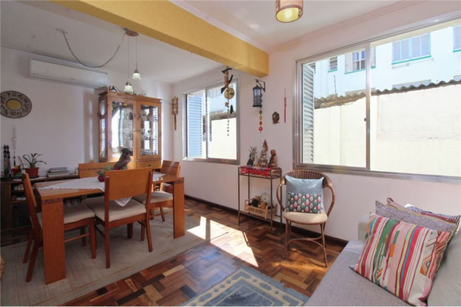 Imagem Apartamento com 2 Quartos à Venda, 67 m² em Menino Deus - Porto Alegre Imagem Apartamento com 2 Quartos à Venda, 67 m² em Menino Deus - Porto Alegre