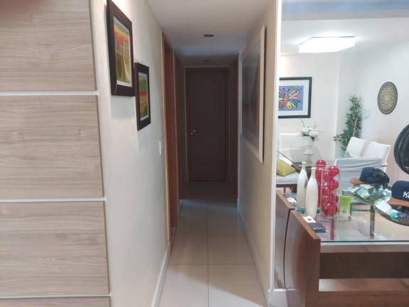 Imagem Imóvel com 3 Quartos à Venda, 25 m² em Campo Grande - Rio De Janeiro Imagem Imóvel com 3 Quartos à Venda, 25 m² em Campo Grande - Rio De Janeiro