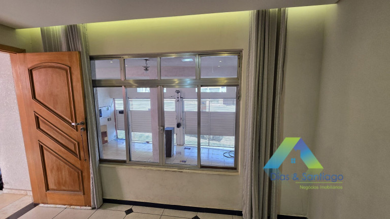 Imagem Sobrado com 3 Quartos à Venda, 185 m² em Jardim Alzira Franco - Santo André Imagem Sobrado com 3 Quartos à Venda, 185 m² em Jardim Alzira Franco - Santo André