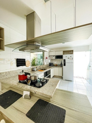 Imagem Casa de Condomínio com 6 Quartos à Venda, 146 m² em Buraquinho - Lauro De Freitas Imagem Casa de Condomínio com 6 Quartos à Venda, 146 m² em Buraquinho - Lauro De Freitas