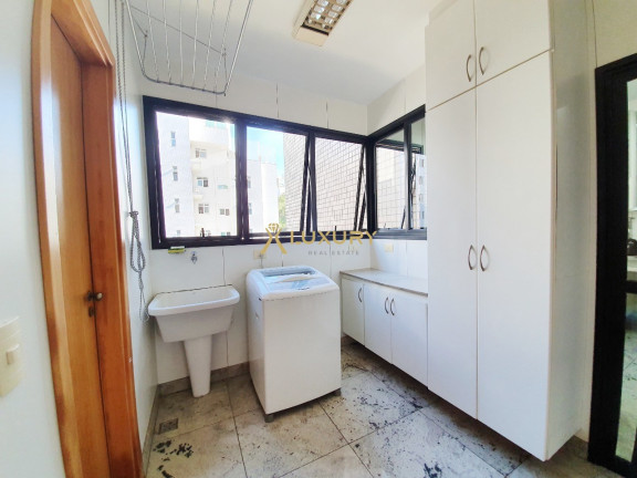 Imagem Imóvel com 4 Quartos à Venda, 150 m² em Belvedere - Belo Horizonte Imagem Imóvel com 4 Quartos à Venda, 150 m² em Belvedere - Belo Horizonte