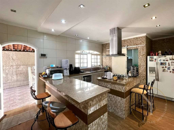 Imagem Casa com 3 Quartos à Venda, 131 m² em Vila Diva - Carapicuíba