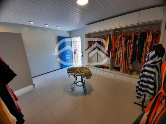 Imagem Casa com 4 Quartos à Venda, 292 m² em Sapiranga - Fortaleza Imagem Casa com 4 Quartos à Venda, 292 m² em Sapiranga - Fortaleza