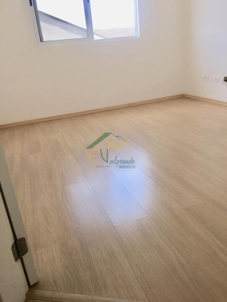 Imagem Casa de Condomínio com 3 Quartos à Venda, 93 m² em Uberaba - Curitiba Imagem Casa de Condomínio com 3 Quartos à Venda, 93 m² em Uberaba - Curitiba