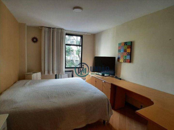 Imagem Apartamento com 4 Quartos à Venda, 162 m² em Icaraí - Niterói