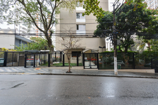 Imagem Imóvel com 4 Quartos à Venda, 143 m² em Moema - São Paulo Imagem Imóvel com 4 Quartos à Venda, 143 m² em Moema - São Paulo