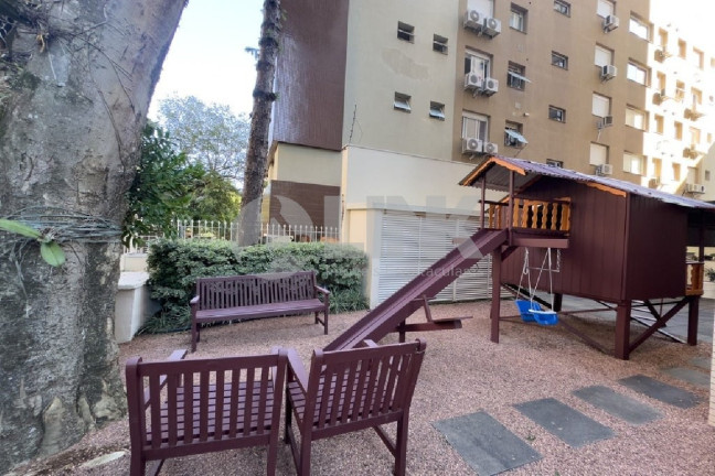 Imagem Apartamento com 3 Quartos à Venda, 115 m² em Petrópolis - Porto Alegre Imagem Apartamento com 3 Quartos à Venda, 115 m² em Petrópolis - Porto Alegre