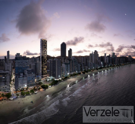 Imóvel com 4 Quartos à Venda, 200 m² em Centro - Balneário Camboriú