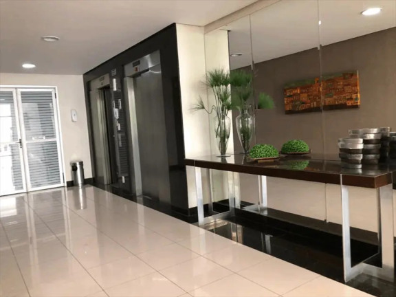 Apartamento com 3 Quartos à Venda, 140 m² em Edifício Akkar - Goiânia