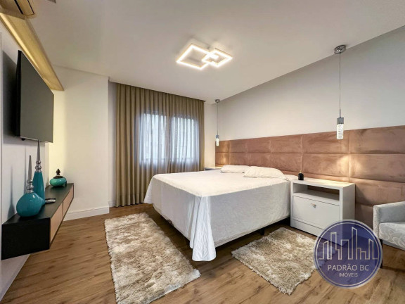 Imagem Apartamento com 3 Quartos à Venda, 199 m² em Centro - Balneário Camboriú Imagem Apartamento com 3 Quartos à Venda, 199 m² em Centro - Balneário Camboriú