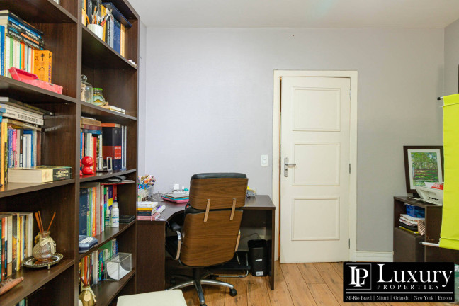 Imagem Apartamento com 3 Quartos à Venda, 220 m² em Cerqueira César - São Paulo Imagem Apartamento com 3 Quartos à Venda, 220 m² em Cerqueira César - São Paulo