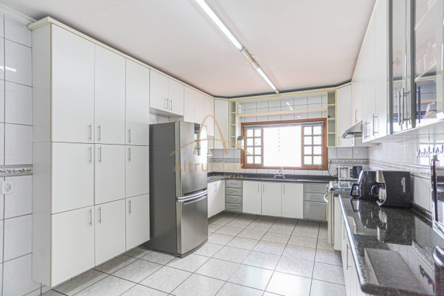 Imagem Casa com 3 Quartos à Venda, 243 m² em Umuarama - Osasco Imagem Casa com 3 Quartos à Venda, 243 m² em Umuarama - Osasco