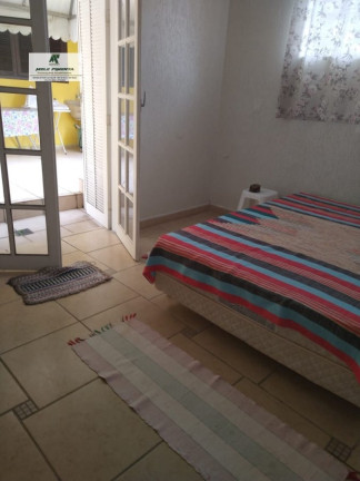 Imagem Casa com 4 Quartos à Venda, em Praia Das Cigarras - São Sebastião Imagem Casa com 4 Quartos à Venda, em Praia Das Cigarras - São Sebastião
