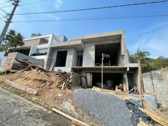 Imagem Casa com 3 Quartos à Venda, 307 m² em Amizade - Jaraguá Do Sul