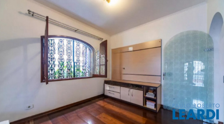 Imagem Sobrado com 3 Quartos à Venda, 350 m² em Jardim - Santo André Imagem Sobrado com 3 Quartos à Venda, 350 m² em Jardim - Santo André