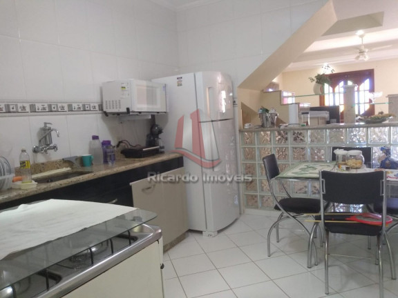 Imagem Imóvel com 2 Quartos à Venda, 120 m² em Peró - Cabo Frio Imagem Imóvel com 2 Quartos à Venda, 120 m² em Peró - Cabo Frio