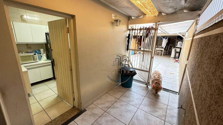 Imagem Sobrado com 3 Quartos à Venda, 229 m² em Vila Pires - Santo André Imagem Sobrado com 3 Quartos à Venda, 229 m² em Vila Pires - Santo André