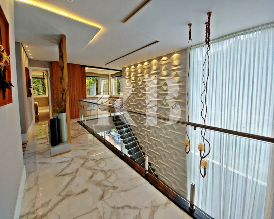 Imagem Imóvel com 6 Quartos à Venda, em Riviera - Bertioga Imagem Imóvel com 6 Quartos à Venda, em Riviera - Bertioga