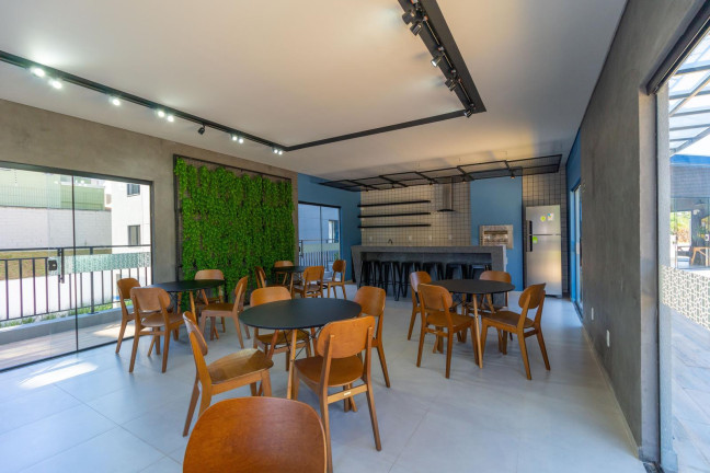 Imagem Apartamento com 2 Quartos para Alugar, 56 m² em Campo Comprido - Curitiba