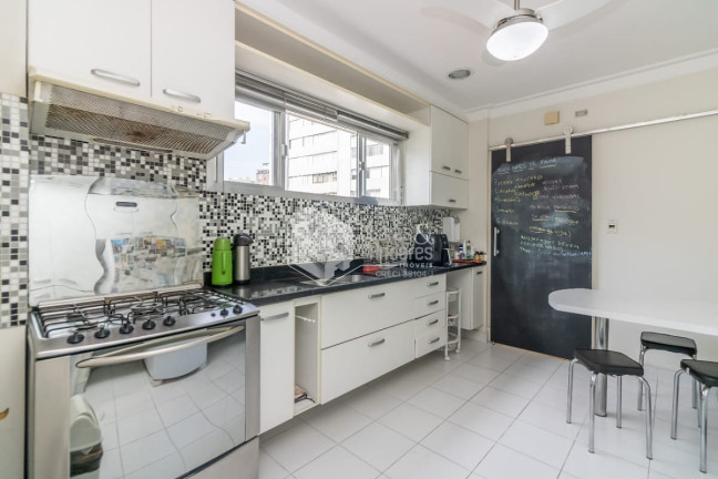 Imagem Apartamento com 3 Quartos à Venda, 212 m² em Santa Cecília - São Paulo