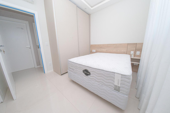 Imagem Apartamento com 4 Quartos à Venda, 150 m² em Centro - Balneário Camboriú Imagem Apartamento com 4 Quartos à Venda, 150 m² em Centro - Balneário Camboriú