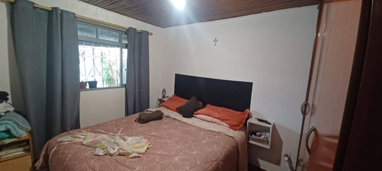 Imagem Casa com 6 Quartos à Venda, em Guará Ii - Brasília Imagem Casa com 6 Quartos à Venda, em Guará Ii - Brasília
