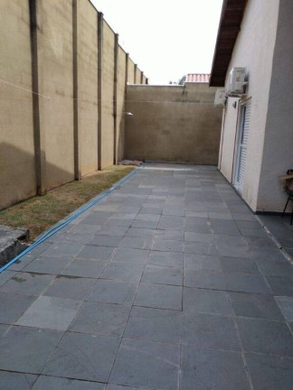 Imagem Casa com 3 Quartos à Venda, 161 m² em Vila São José - Taubaté Imagem Casa com 3 Quartos à Venda, 161 m² em Vila São José - Taubaté