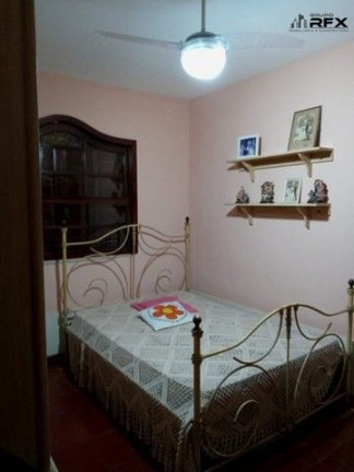 Imagem Casa com 3 Quartos à Venda, 420 m² em Piratininga - Niterói