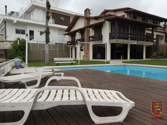 Imagem Casa com 6 Quartos à Venda, em Coqueiros - Florianópolis Imagem Casa com 6 Quartos à Venda, em Coqueiros - Florianópolis