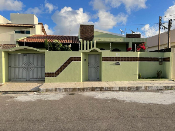 Imagem Casa com 3 Quartos à Venda, 300 m² em Inácio Barbosa - Aracaju Imagem Casa com 3 Quartos à Venda, 300 m² em Inácio Barbosa - Aracaju