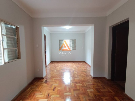 Imagem Casa com 3 Quartos à Venda, 100 m² Imagem Casa com 3 Quartos à Venda, 100 m²