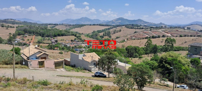 Imagem Casa com 3 Quartos à Venda, 270 m² em São Mateus - São Lourenço Imagem Casa com 3 Quartos à Venda, 270 m² em São Mateus - São Lourenço