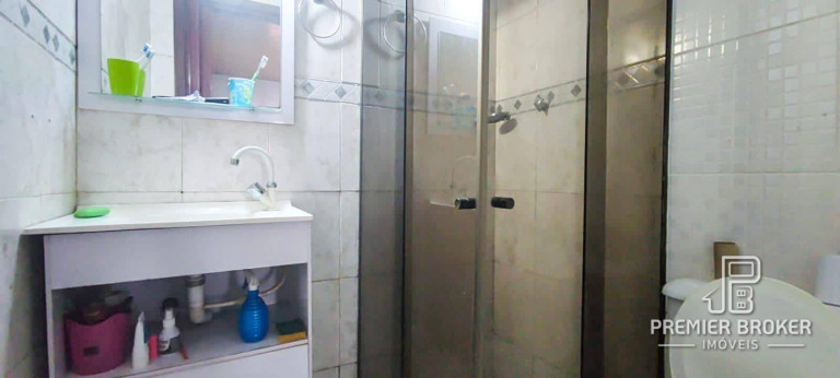 Imagem Casa com 4 Quartos à Venda, 145 m² em Artistas - Teresópolis Imagem Casa com 4 Quartos à Venda, 145 m² em Artistas - Teresópolis