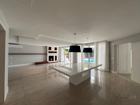 Imagem Casa com 4 Quartos à Venda, 700 m² em Jurerê Internacional - Florianópolis Imagem Casa com 4 Quartos à Venda, 700 m² em Jurerê Internacional - Florianópolis