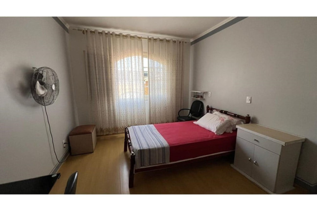 Imagem Casa com 4 Quartos à Venda, 163 m² em Vila Yolanda - Osasco